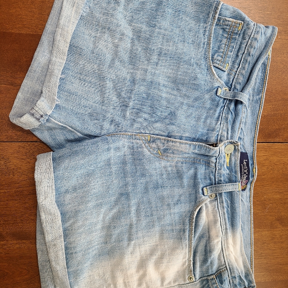 Levis shorts